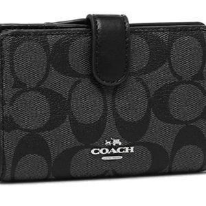 Women's Corner Zip Leather Wallet